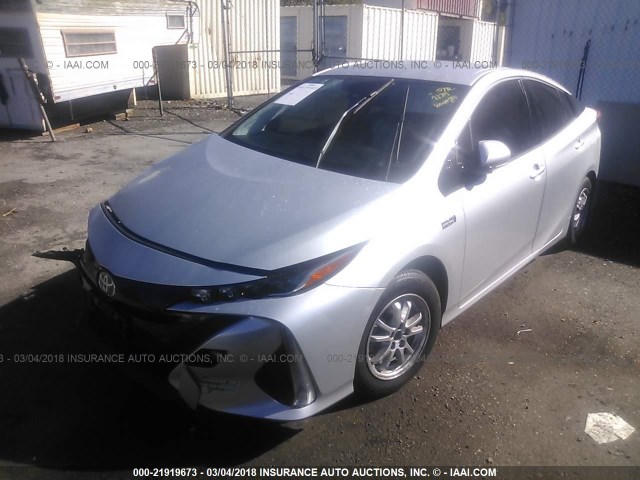 JTDKARFP8H3000837 - 2017 TOYOTA PRIUS PRIME  SILVER photo 2