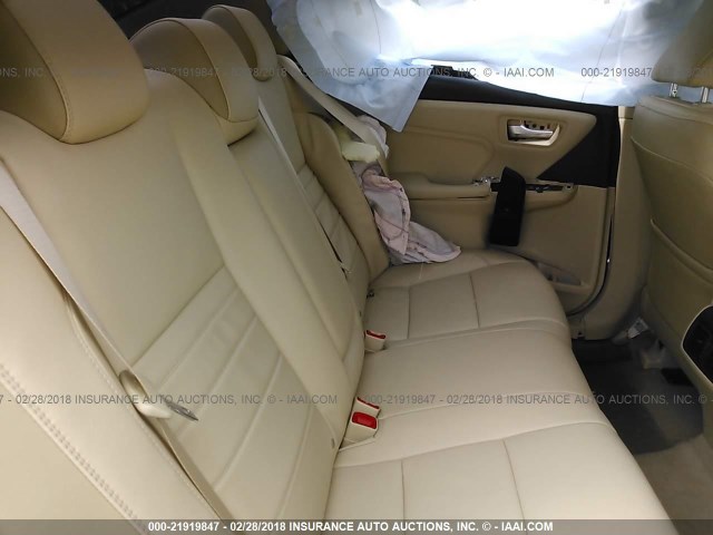 4T1BF1FK8HU355908 - 2017 TOYOTA CAMRY LE/XLE/SE/XSE 银色 照片 8