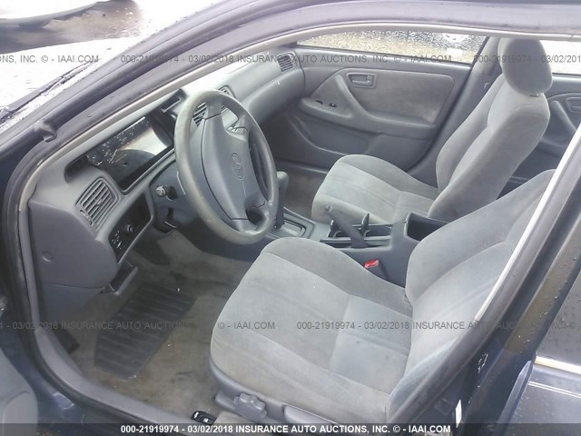 JT2BG22K9V0077156 - 1997 TOYOTA CAMRY LE/XLE BLUE photo 5