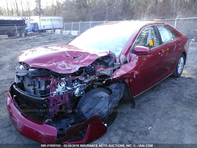 4T1BF1FK4DU668481 - 2013 TOYOTA CAMRY L/SE/LE/XLE 红色 照片 2