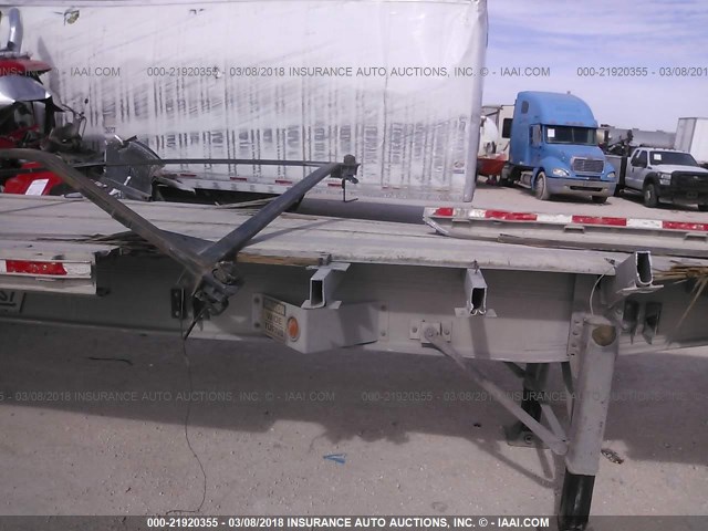 1E1H5Y284YRL27941 - 2000 EAST MANUFACTURING FLATBED  SILVER photo 7
