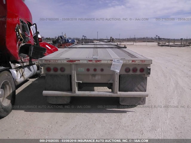 1E1H5Y284YRL27941 - 2000 EAST MANUFACTURING FLATBED  SILVER photo 8