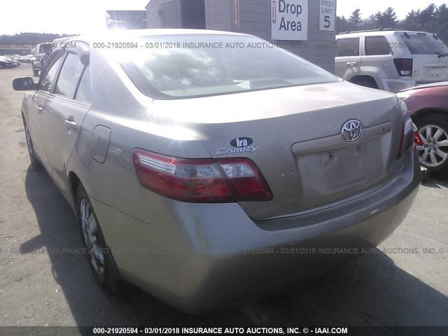 JTNBE46K173112188 - 2007 TOYOTA CAMRY NEW GENERAT CE/LE/XLE/SE GOLD photo 3