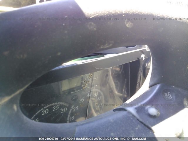 1FUJGLBG5BSAX0611 - 2011 FREIGHTLINER CASCADIA 125  WHITE photo 6