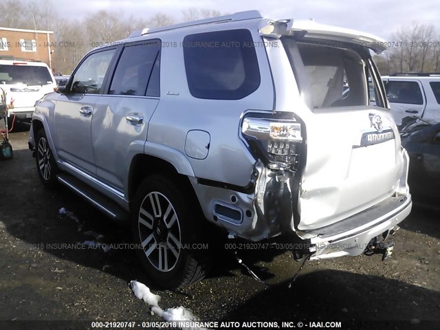 JTEBU5JR8G5306850 - 2016 TOYOTA 4RUNNER SR5 PREM/LTDL/TRAIL/TRD SILVER photo 3