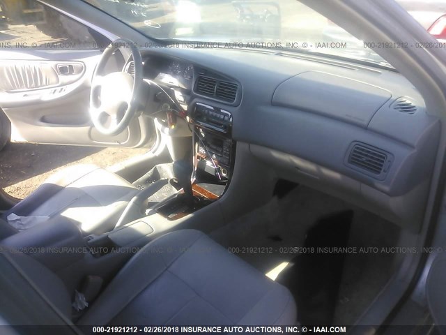 1N4DL01D5WC252270 - 1998 NISSAN ALTIMA XE/GXE/SE/GLE SILVER photo 5