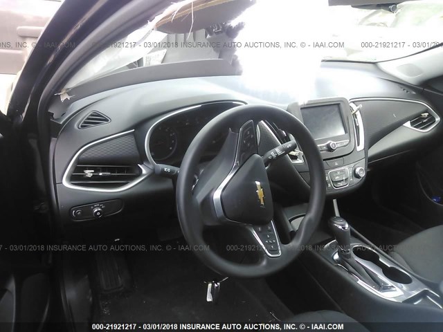 1G1ZB5ST4JF103516 - 2018 CHEVROLET MALIBU LS 深蓝色 照片 5