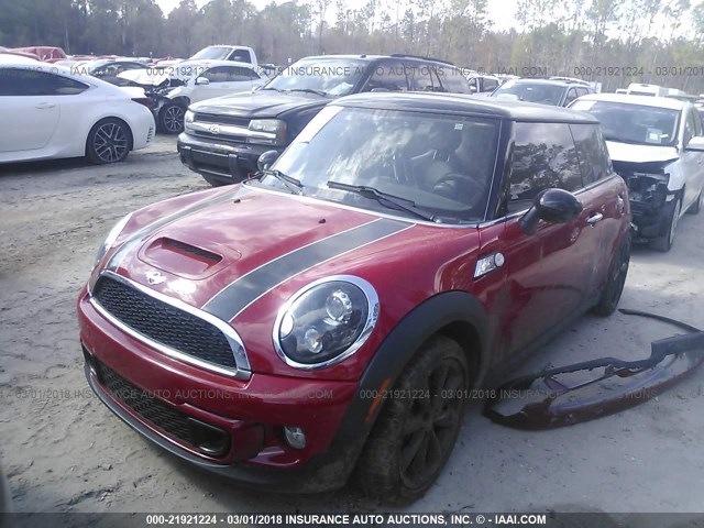 WMWSV3C5XCT385232 - 2012 MINI COOPER S RED photo 2