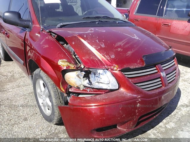 1D4GP45R35B280858 - 2005 DODGE CARAVAN SXT MAROON photo 6