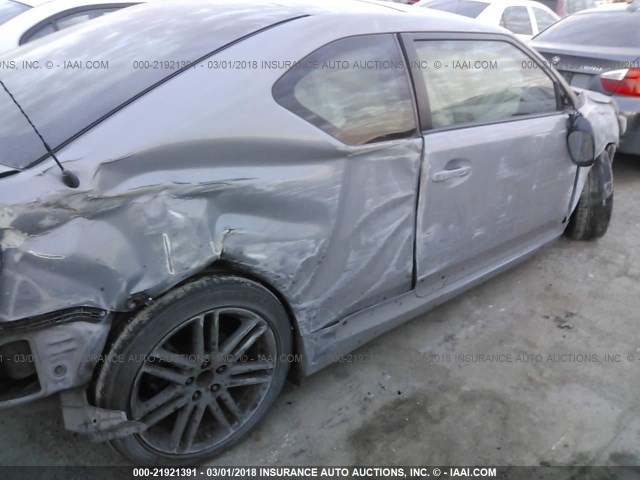 JTKJF5C70B3011387 - 2011 TOYOTA SCION TC 灰色 照片 6