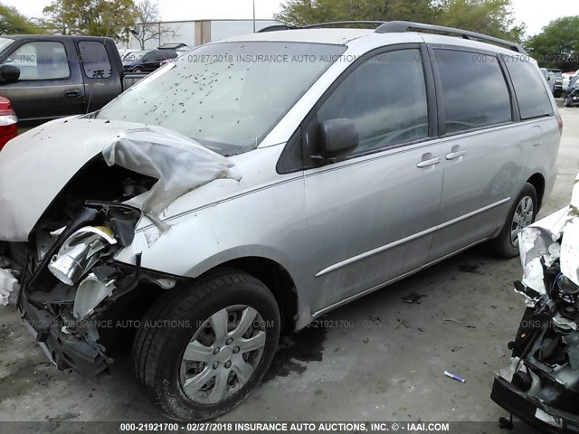 5TDZA23C74S029682 - 2004 TOYOTA SIENNA CE/LE SILVER photo 2