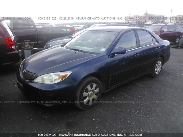 4T1BE32KX2U535676 - 2002 TOYOTA CAMRY LE/XLE/SE BLUE photo 2