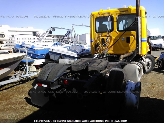 1FUBGDDV3CSBD6642 - 2012 FREIGHTLINER CASCADIA 125  YELLOW photo 4