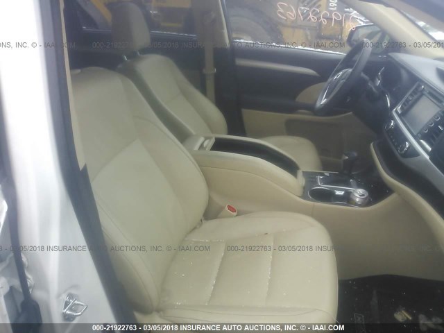 5TDJKRFH2FS102504 - 2015 TOYOTA HIGHLANDER XLE თეთრი ფოტო 5