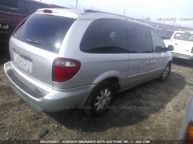 2C4GP54LX5R412516 - 2005 CHRYSLER TOWN & COUNTRY TOURING SILVER photo 4