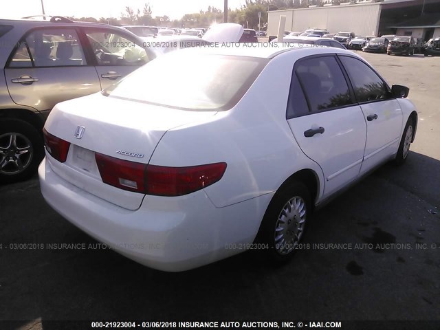 1HGCM56135A185274 - 2005 HONDA ACCORD DX WHITE photo 4