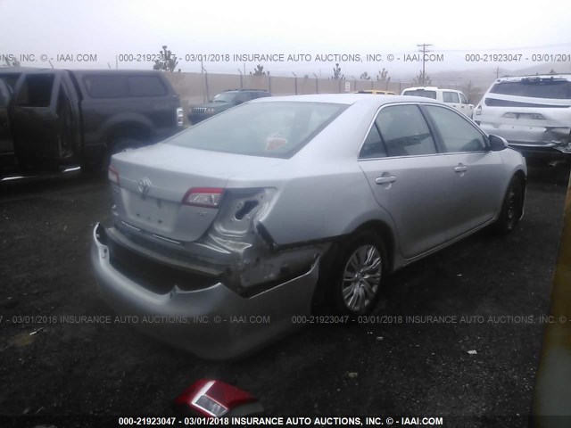 4T4BF1FK6ER338770 - 2014 TOYOTA CAMRY L/SE/LE/XLE SILVER photo 4