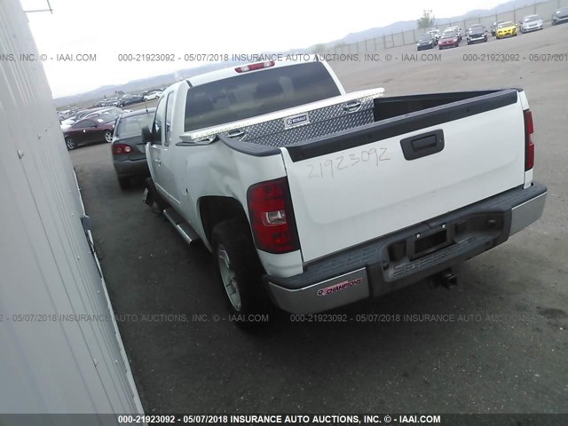 1GCRKSE77CZ355542 - 2012 CHEVROLET SILVERADO K1500 LT WHITE photo 3