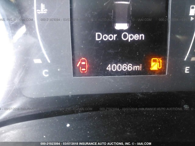 ZACCJBAH9FPC17835 - 2015 JEEP RENEGADE SPORT Սև լուսանկար 7