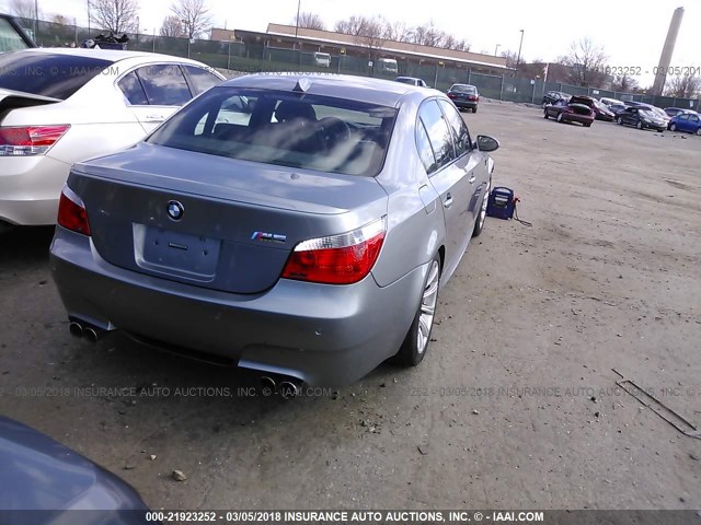WBSNB93586B582477 - 2006 BMW M5 GRAY photo 4
