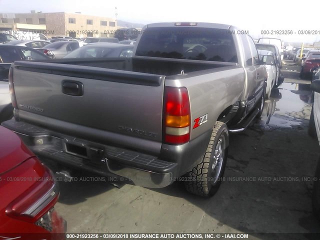 2GCEK19T2Y1387699 - 2000 CHEVROLET SILVERADO K1500 GRAY photo 4