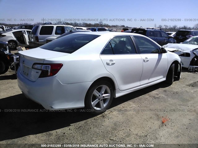 4T1BF1FK4CU163765 - 2012 TOYOTA CAMRY SE/LE/XLE WHITE photo 4