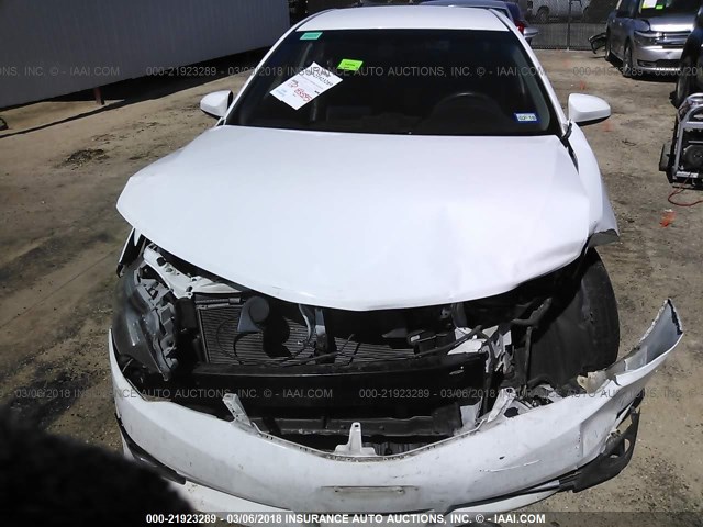 4T1BF1FK4CU163765 - 2012 TOYOTA CAMRY SE/LE/XLE WHITE photo 6