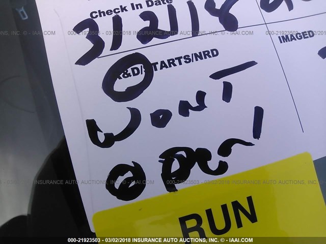 1G8AZ52F33Z185891 - 2003 SATURN ION LEVEL 2 SILVER photo 10