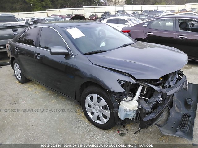 4T1BF3EK2BU217088 - 2011 TOYOTA CAMRY SE/LE/XLE GRAY photo 1