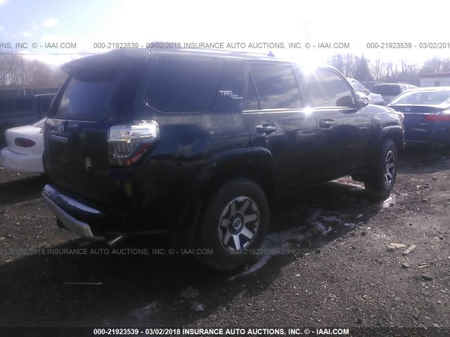 JTEBU5JR0H5463337 - 2017 TOYOTA 4RUNNER SR5 PREM/LTDL/TRAIL/TRD BLACK photo 4