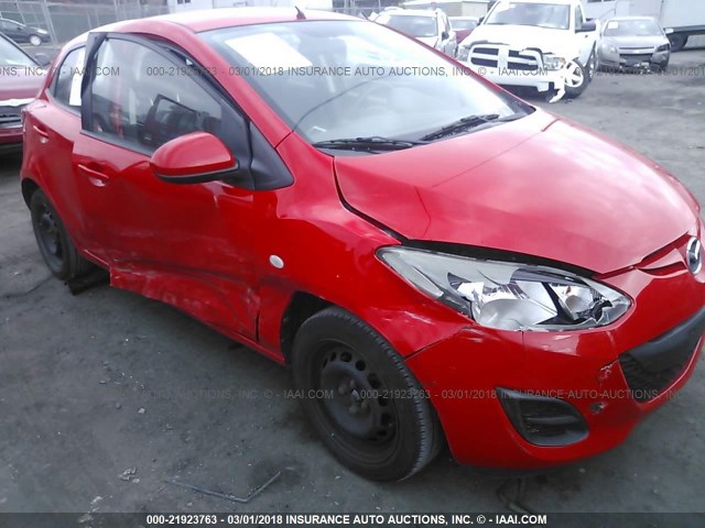 JM1DE1HZ8B0111913 - 2011 MAZDA MAZDA2 RED photo 6