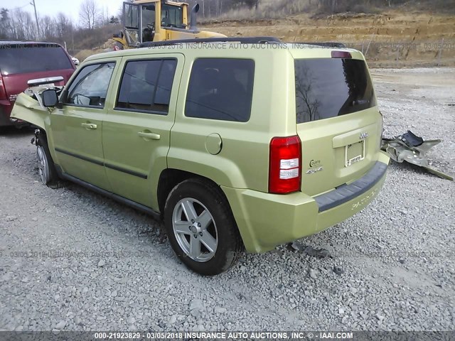 1J4NF2GB7AD557550 - 2010 JEEP PATRIOT SPORT GREEN photo 3