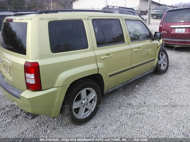 1J4NF2GB7AD557550 - 2010 JEEP PATRIOT SPORT GREEN photo 4