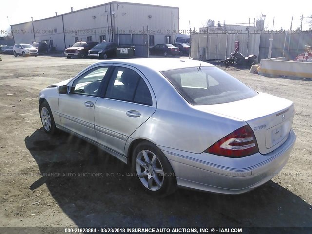 WDBRF92H17F894464 - 2007 MERCEDES-BENZ C 280 4MATIC SILVER photo 3