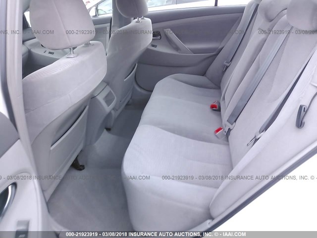 4T1BF3EK1AU545830 - 2010 TOYOTA CAMRY SE/LE/XLE WHITE photo 8