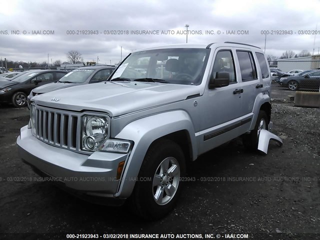 1C4PJMAK2CW148235 - 2012 JEEP LIBERTY SPORT 银色 照片 2