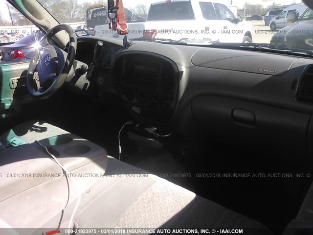 5TBRN34114S437529 - 2004 TOYOTA TUNDRA ACCESS CAB SR5 GREEN photo 5