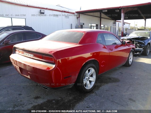 2C3CDYAG2EH224549 - 2014 DODGE CHALLENGER SXT RED photo 4