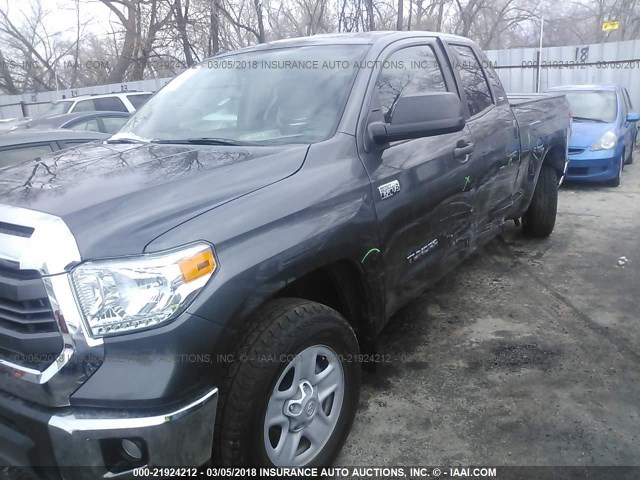 5TFUW5F17FX446899 - 2015 TOYOTA TUNDRA DOUBLE CAB SR/SR5 BLUE photo 6