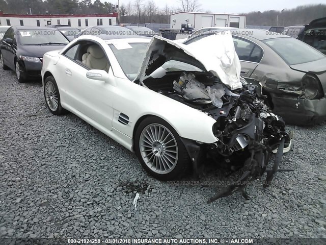 WDBSK75F35F090367 - 2005 MERCEDES-BENZ SL 500 WHITE photo 1