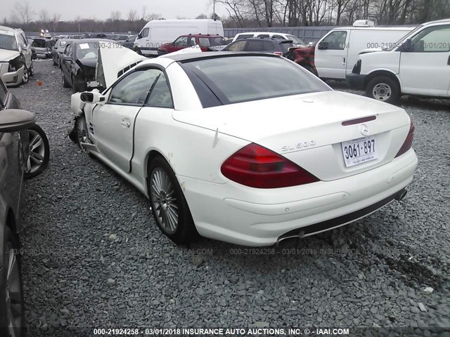 WDBSK75F35F090367 - 2005 MERCEDES-BENZ SL 500 WHITE photo 3