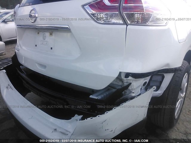 5N1AT2MT8GC876038 - 2016 NISSAN ROGUE S/SL/SV WHITE photo 6