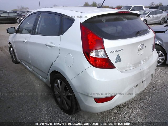 KMHCU5AE1CU018539 - 2012 HYUNDAI ACCENT GLS/GS/SE WHITE photo 3