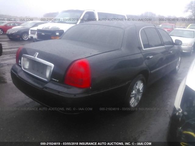 2LNBL8EV2BX751264 - 2011 LINCOLN TOWN CAR EXECUTIVE L BLACK photo 4