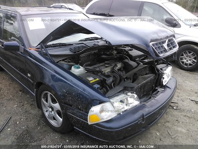 YV1LW5678W2523223 - 1998 VOLVO V70 GLT BLUE photo 6