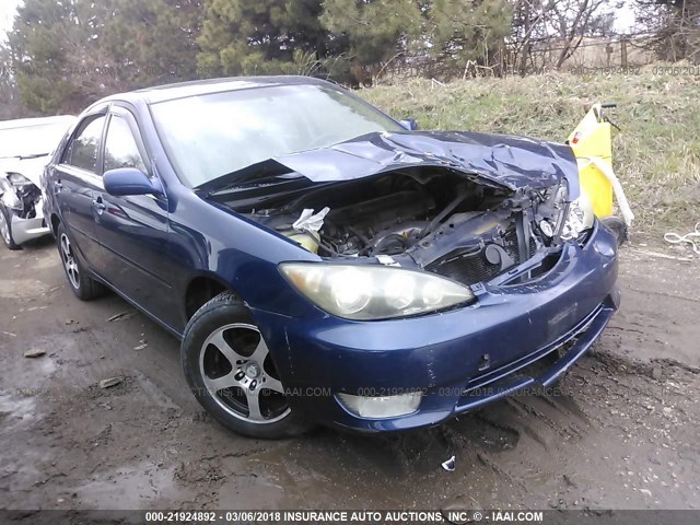 JTDBE32K353031128 - 2005 TOYOTA CAMRY LE/XLE/SE ლურჯი ფოტო 1