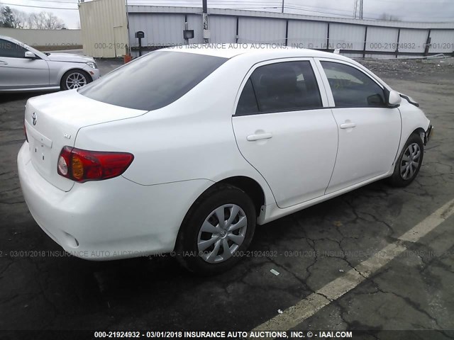 1NXBU4EE8AZ238919 - 2010 TOYOTA COROLLA S/LE/XLE WHITE photo 4