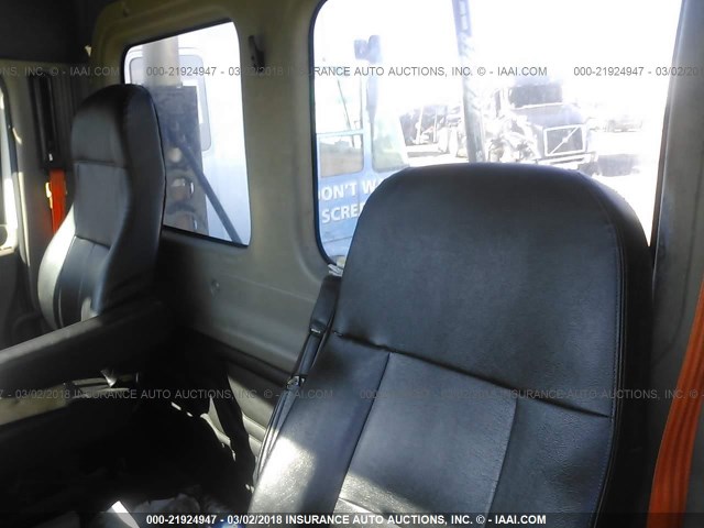 1FUJGECK79LAG4078 - 2009 FREIGHTLINER CASCADIA 125  Unknown photo 7