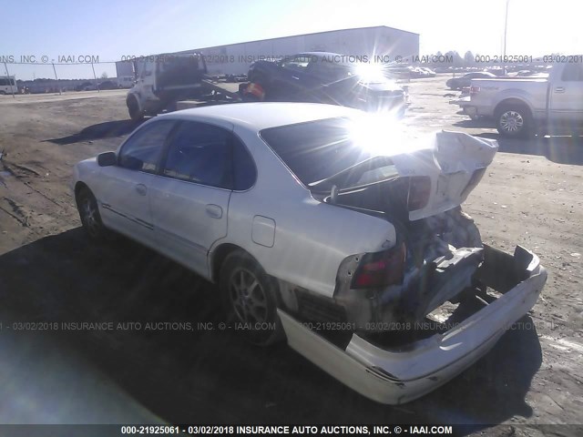 4T1BF18B1WU258110 - 1998 TOYOTA AVALON XL/XLS WHITE photo 3