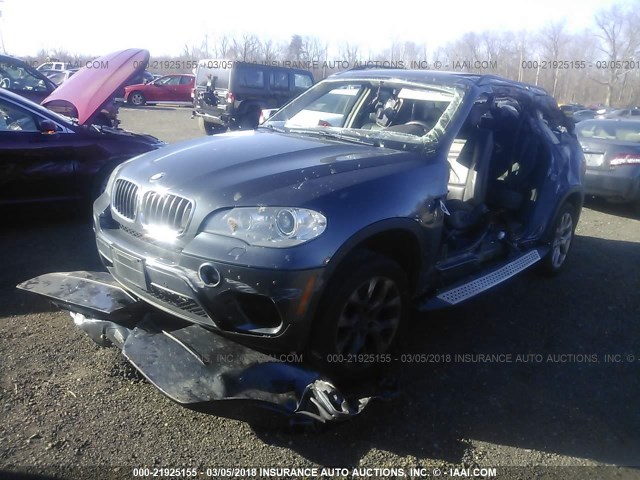 5UXZV4C58CL986094 - 2012 BMW X5 XDRIVE35I GRAY photo 2